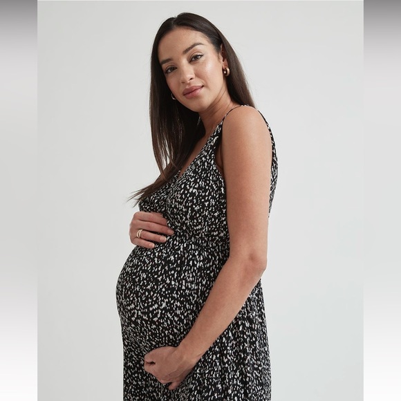 RW&Co. / Thyme Maternity Dress. NWT - Picture 4 of 10